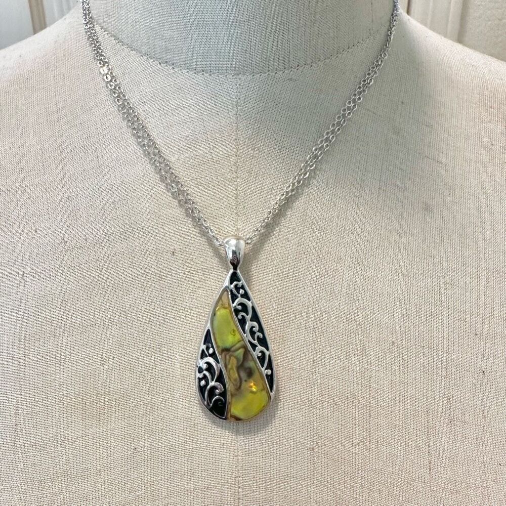 Silver tone teardrop double chain pendant necklace